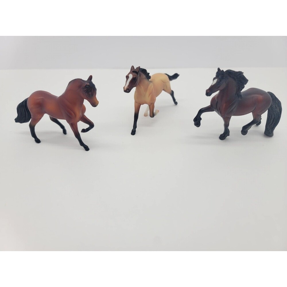 Breyer Reeves Set of 3 Small Horse Figurines Toy Collectible Vintage Brown